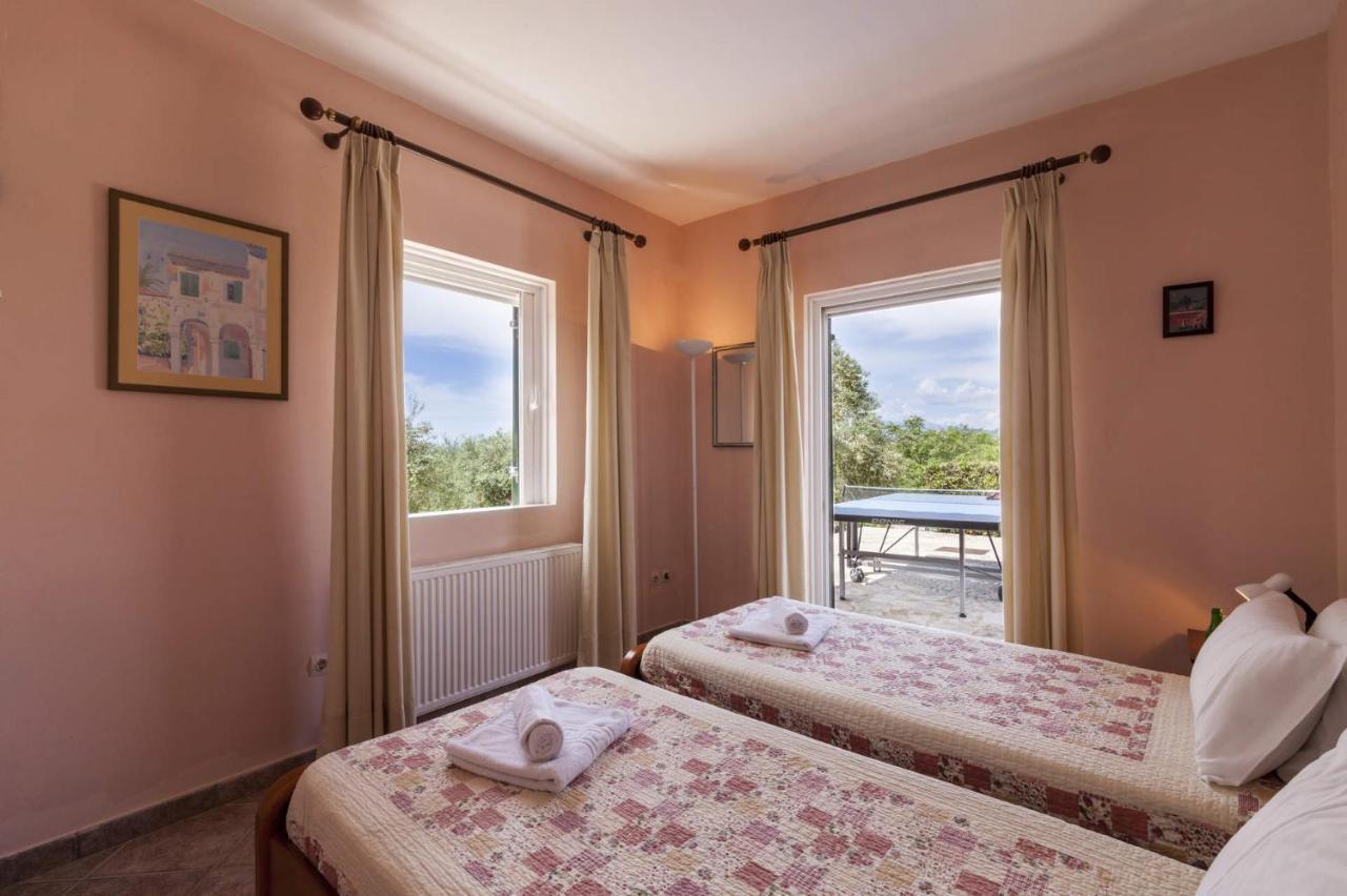 Villa Kanali Kassiopi Buitenkant foto