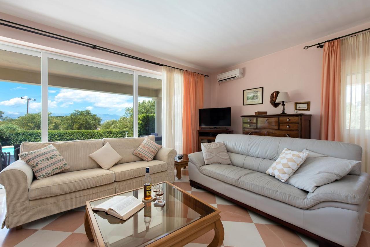 Villa Kanali Kassiopi Buitenkant foto
